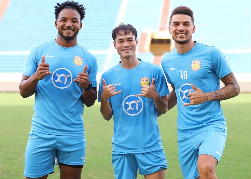 Hendrio đánh giá cao hai tân binh là Rafaelson và Nguyễn Văn Toàn (Ảnh: Thép Xanh Nam Định FC).