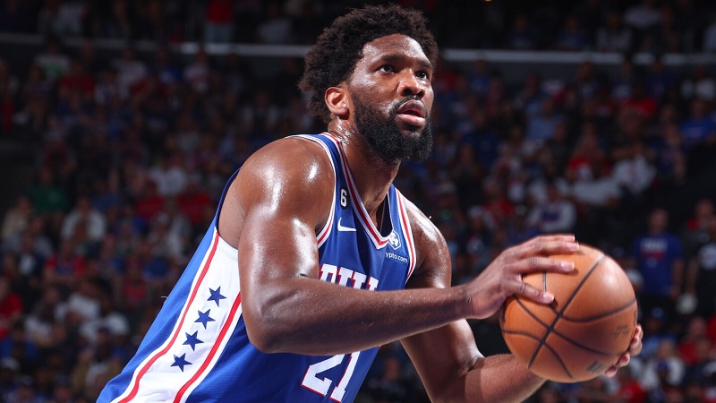 Embiid sẽ cố gắng giữ danh hiệu MVP