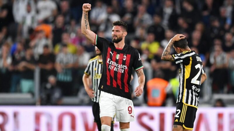 Milan có phong độ ấn tượng hơn Juve.