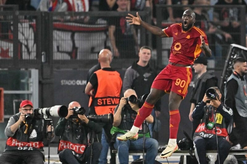 Lukaku đạt phong độ cao trước ngày tái ngộ Inter Milan.