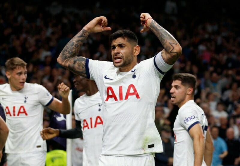 Tottenham thắng 5 hòa 2 sau 7 vòng đầu tiên