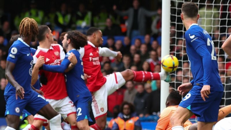 Arsenal đã đánh sập Stamford Bridge vào mùa trước