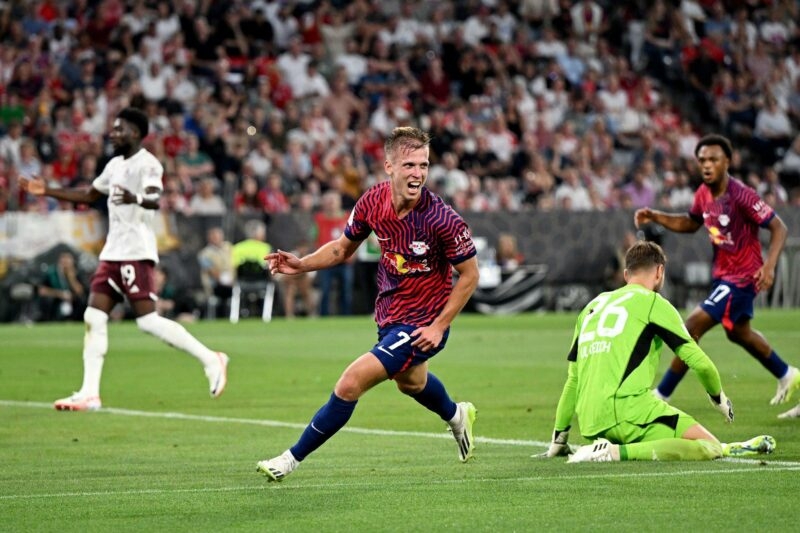 Dani Olmo là ngôi sao mà Barcelona rất thèm muốn.