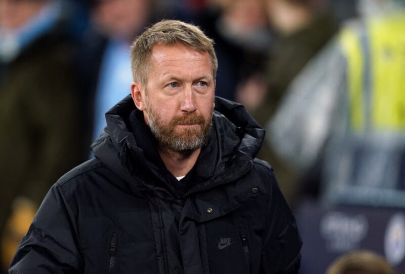 Graham Potter chờ đợi lời mời từ Man United.