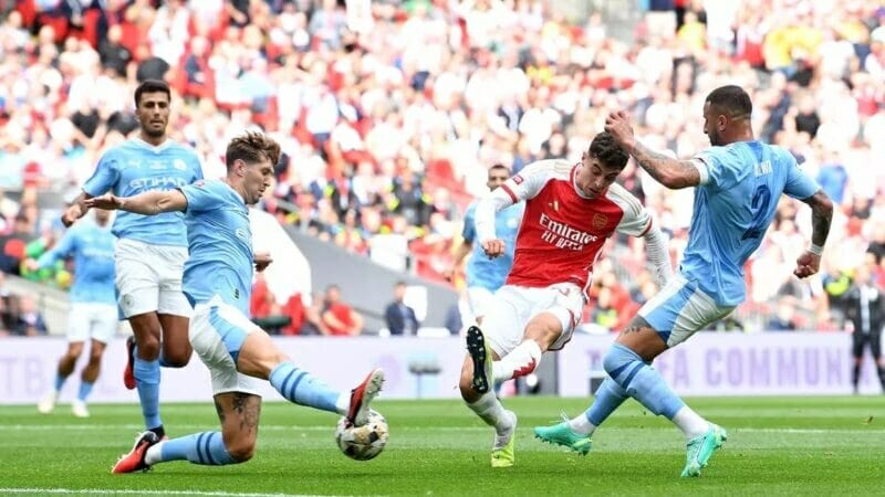 Arsenal đại chiến Man City ở vòng 8 Premier League