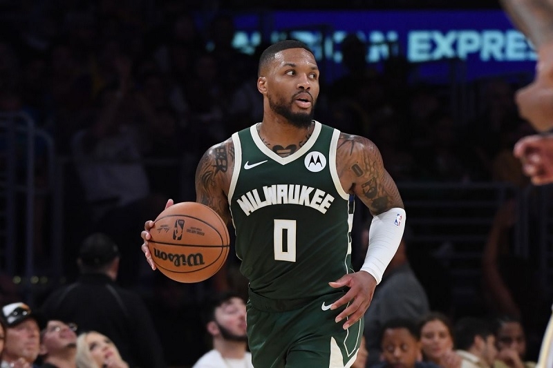 Lillard là tân binh của Bucks