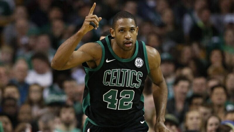 Al Horford lẫn Porzingis khó đảm bảo thời gian ra sân đều đặn