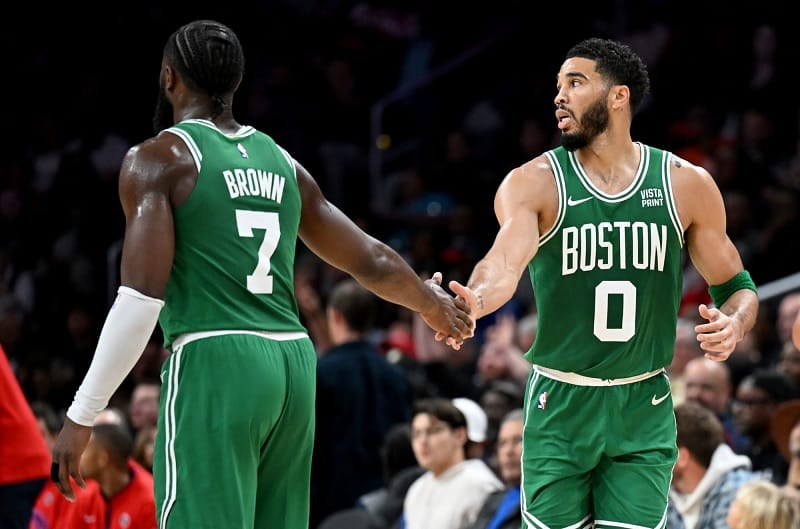 Celtics toàn thắng 4 trận từ đầu mùa