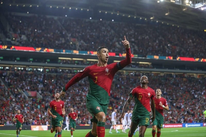 Ronaldo cùng các đồng đội đang có phong độ ấn tượng.