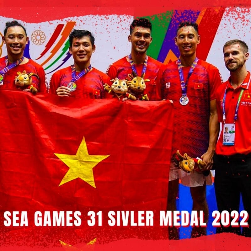 Matt Van Pelt giúp tuyển bóng rổ Việt Nam giành huy chương lịch sử ở SEA Games (Ảnh: Saigon Heat).