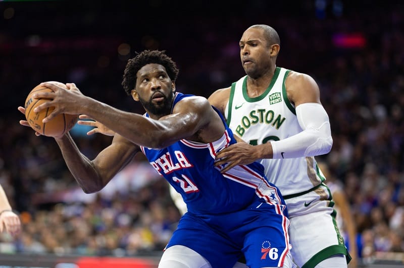 Al Horford theo kèm Embiid