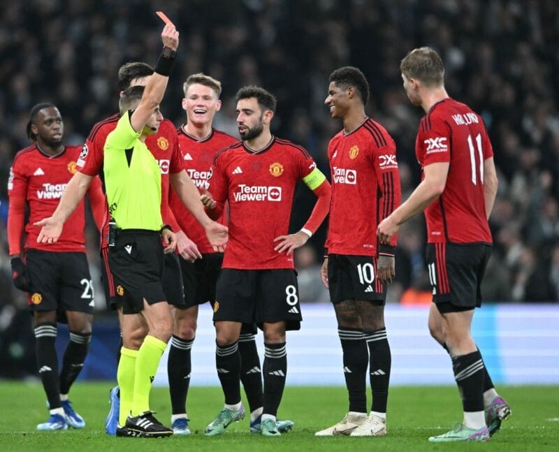 Man United lâm vào khủng hoảng trầm trọng