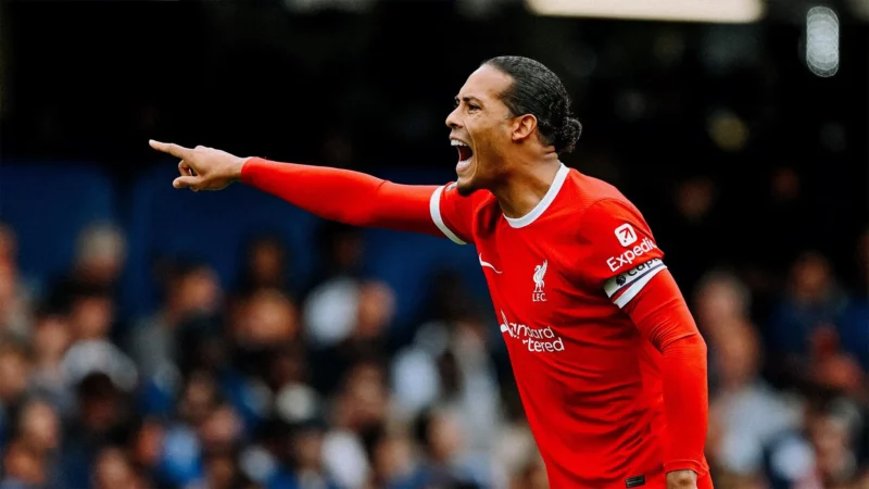 Van Dijk đang chơi tốt hơn khi mang băng thủ quân trên tay