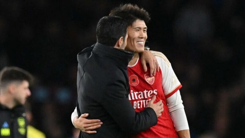 Arsenal không có ý định sẽ bán Takehiro Tomiyasu