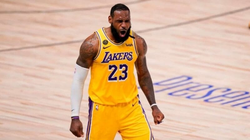 Dù nổi tiếng nhưng LeBron cũng bị ghét bởi những phát ngôn gây tranh cãi