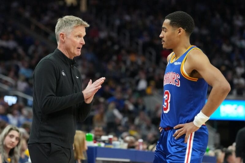 HLV Steve Kerr lên tiếng bảo vệ Jordan Poole