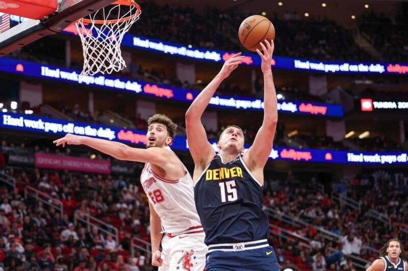 Một mình Jokic là không đủ mang chiến thắng cho Nuggets