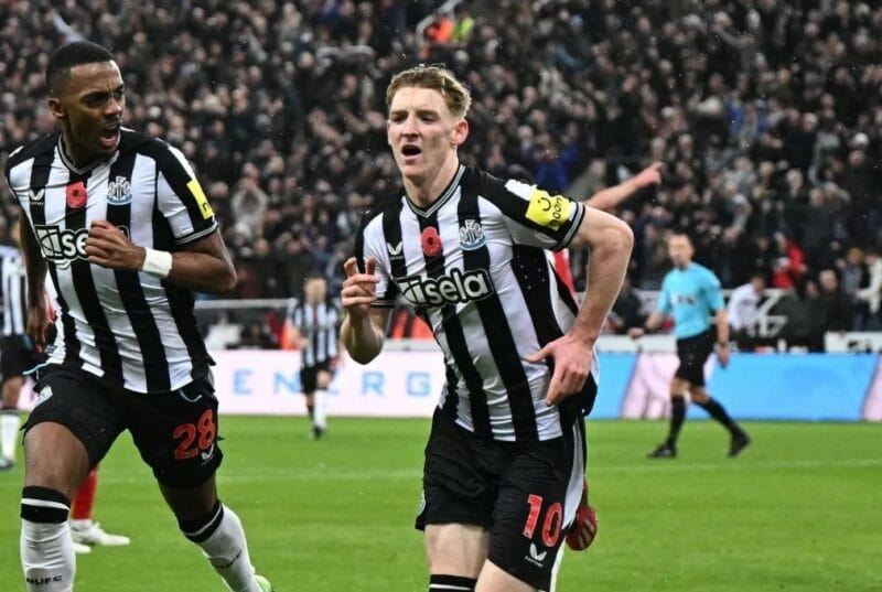 Kết quả bóng đá Newcastle vs Arsenal, Anthony Gordon