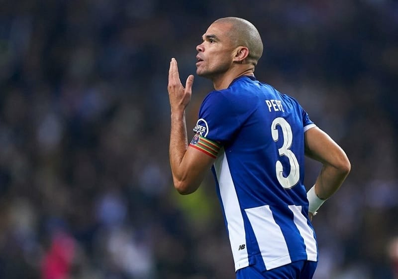 Ghi bàn cho Porto, Pepe lập kỷ lục Champions League