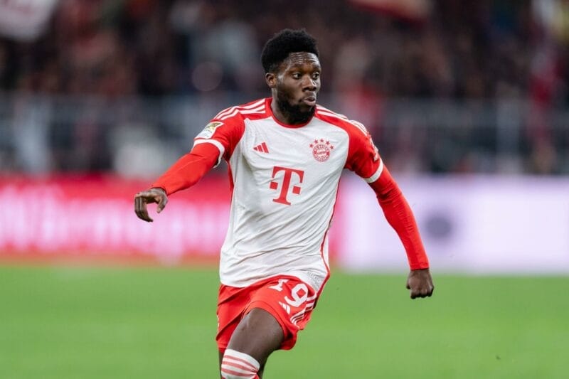 Alphonso Davies muốn khoác áo Real Madrid ở mùa giải sau.