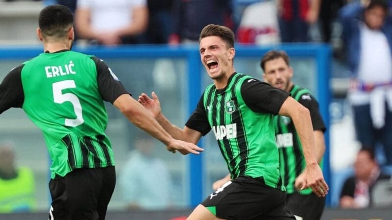 Sassuolo hướng tới chiến thắng trước đối thủ yếu hơn