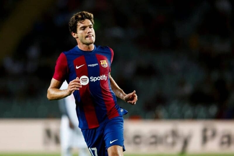 Tương lai của Marcos Alonso được định đoạt