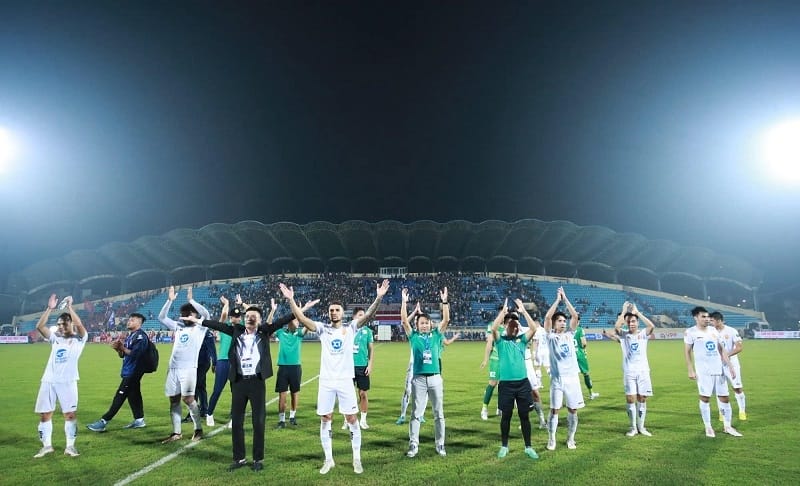 Nam Định đang dẫn đầu V-League (Ảnh: Thép Xanh Nam Định FC).