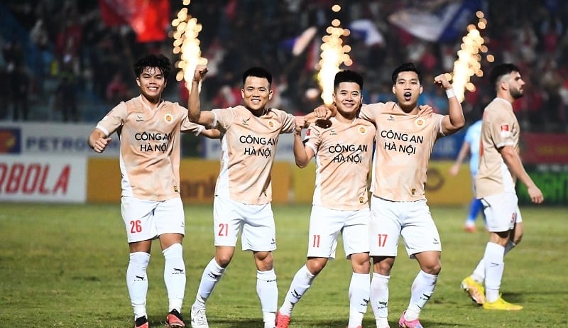 CAHN thi đấu ấn tượng trước Bình Dương (Ảnh: Sport5).