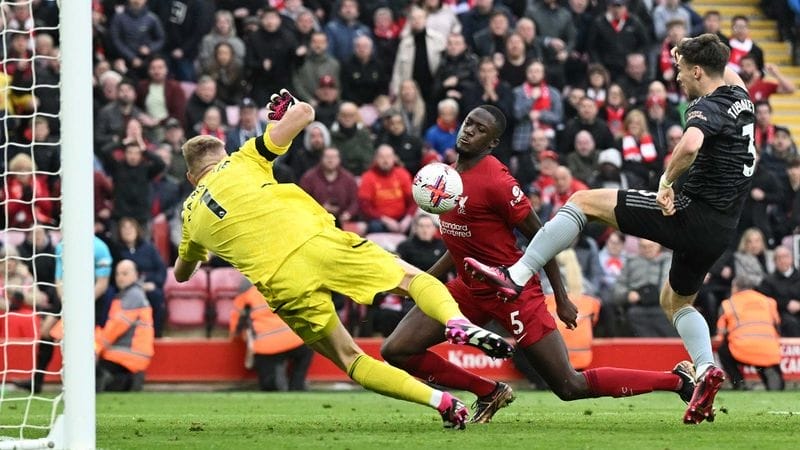 Klopp tiếc vì Konate bỏ lỡ cơ hội ngon ăn khiến Liverpool không thể thắng ngược Arsenal.