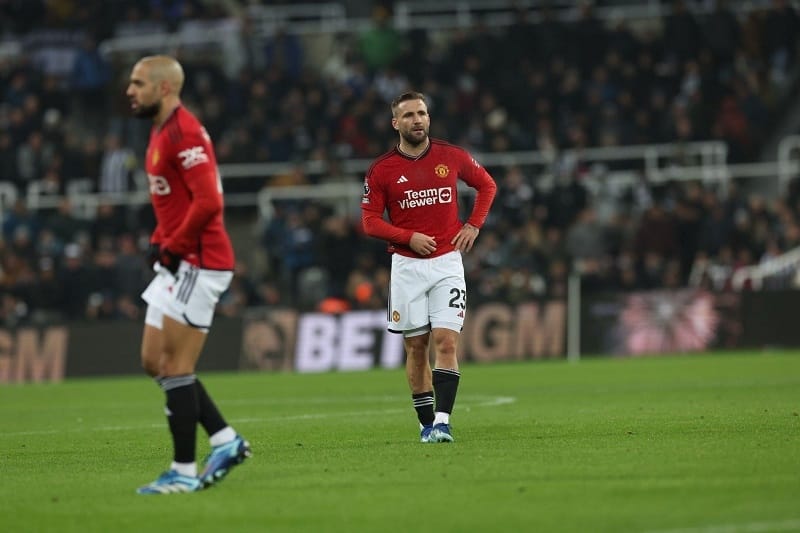 Man United hoàn toàn bất lực trước Newcastle.