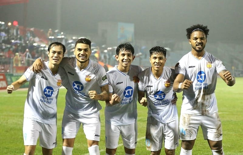 Nam Định đang dẫn đầu V-League (Ảnh: Thép Xanh Nam Định FC).