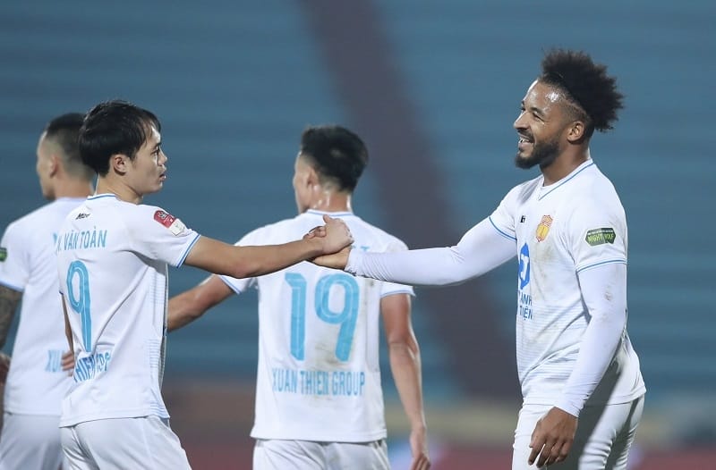 Nam Định đang đứng đầu V-League mùa này (Ảnh: Thép Xanh Nam Định FC).