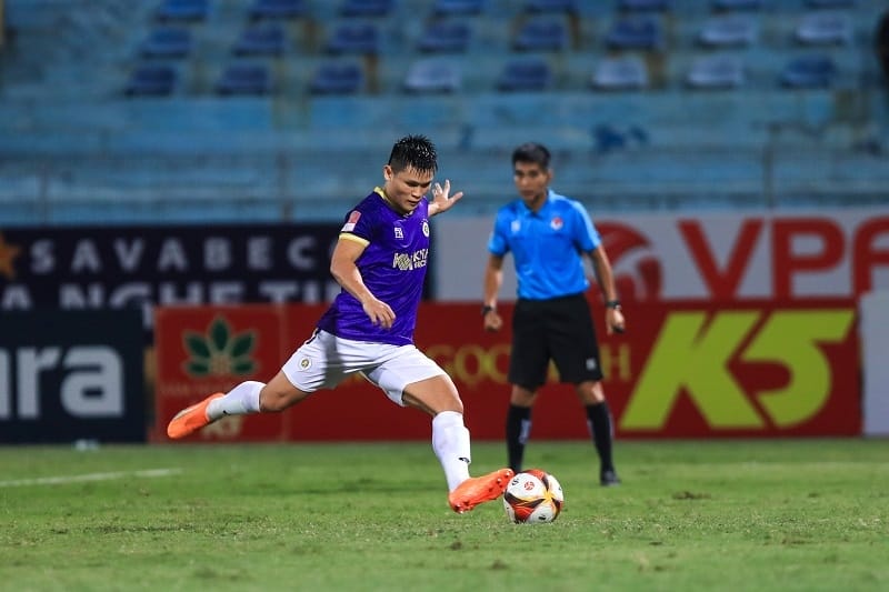 Phạm Tuấn Hải bất ngờ vì bản thân được đề cử Quả bóng vàng (Ảnh: Hanoi Football Club).