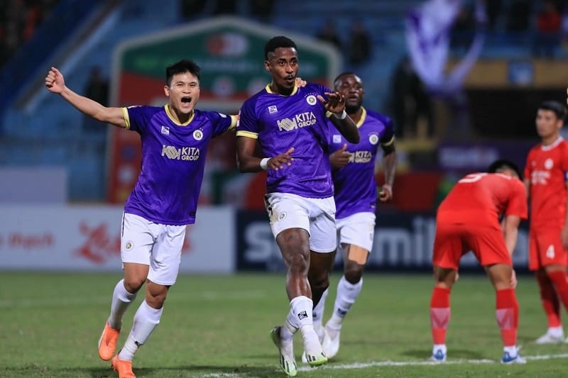 Phạm Tuấn Hải có ngày thi đấu thành công cùng Hà Nội (Ảnh: Hanoi Football Club).