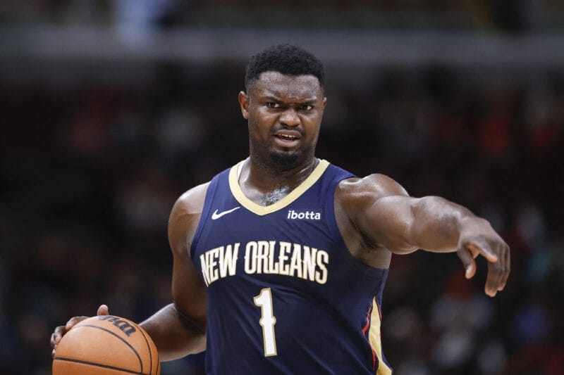 Zion Williamson bị huyền thoại chê quá béo