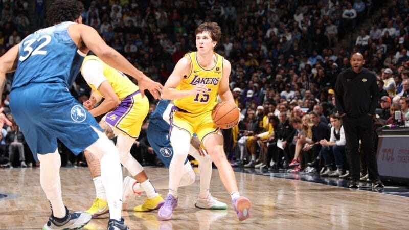 Sao Lakers: 'Tôi không quan tâm đến sự nổi tiếng'