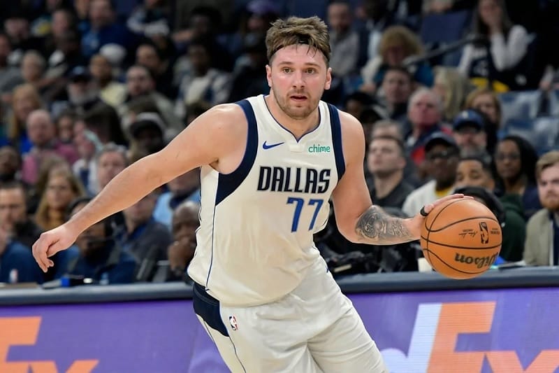 Doncic bỏ túi thành tích ấn tượng trong ngày giúp Mavericks hạ Grizzlies