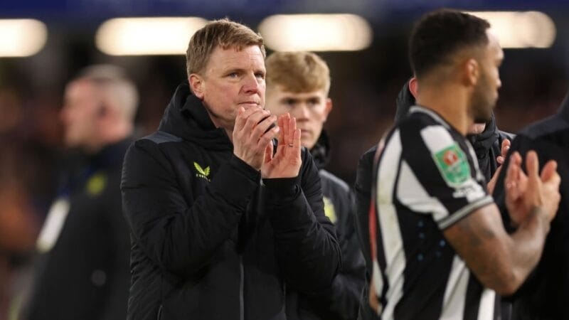 HLV Eddie Howe bảo vệ học trò dù mắc sai lầm