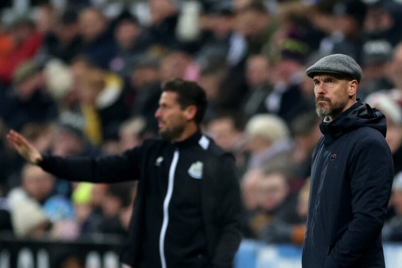 Ten Hag thất vọng với trận thua Newcastle.