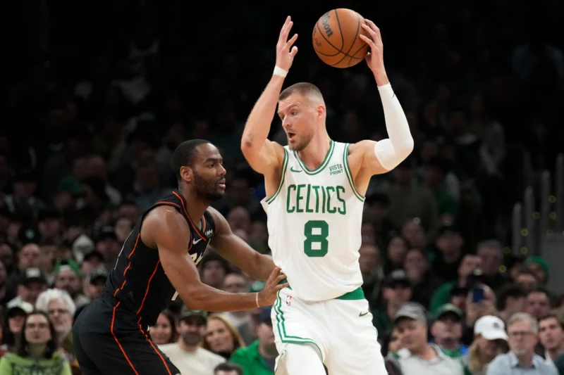 Porzingis ghi nhiều điểm nhất Celtics