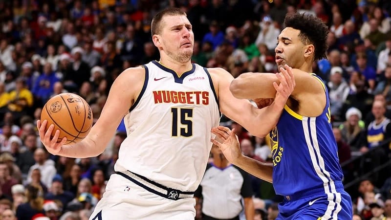 Nuggets hạ Warriors