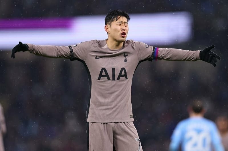 Son ghi bàn cho cả Man City và Tottenham