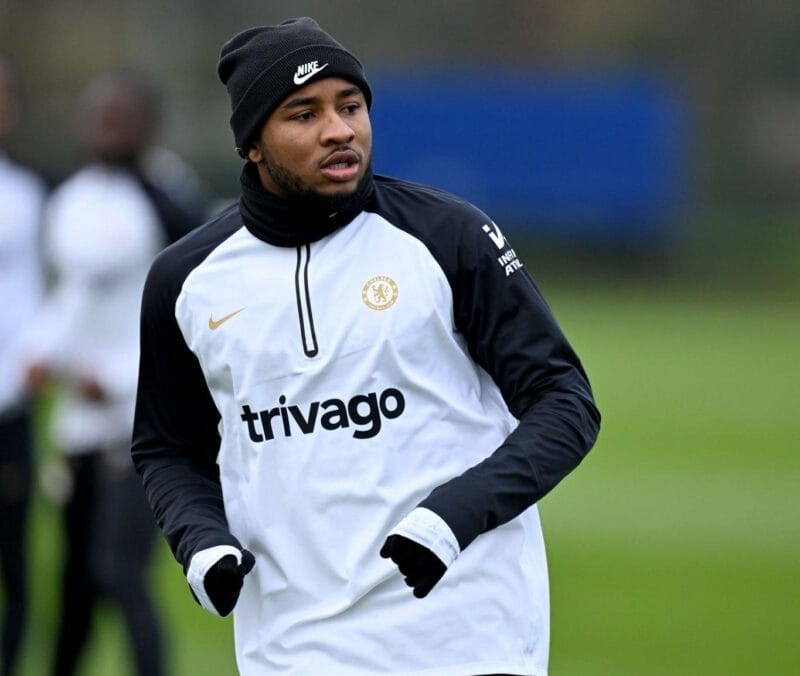 Christopher Nkunku đã trở lại tập luyện trong buổi tập mới nhất của Chelsea.