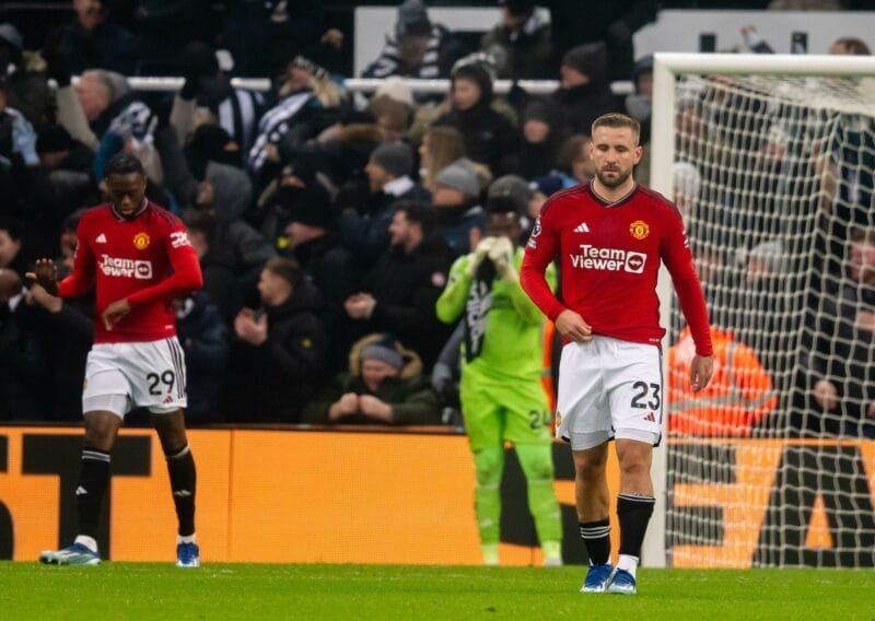 Luke Shaw cùng các đồng đội đã có màn trình diễn đáng thất vọng trước Newcastle.