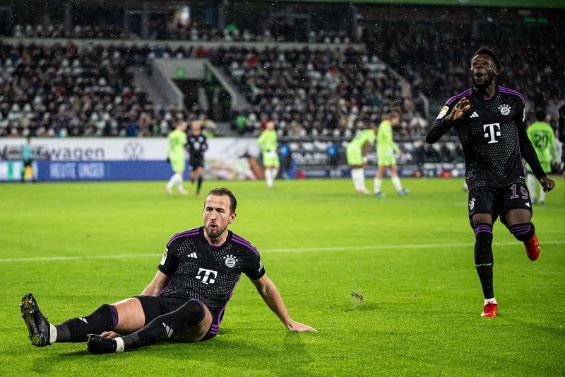 Kane lại lập công cho Bayern