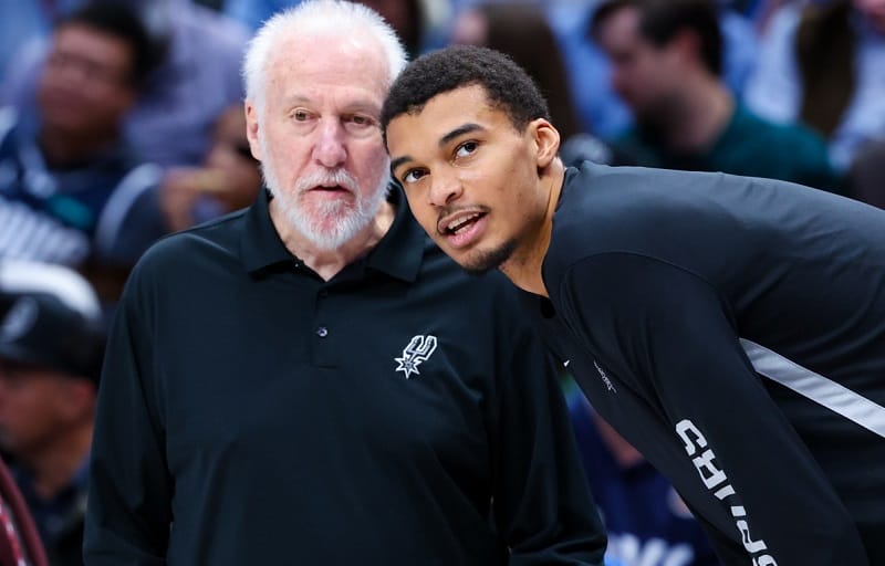 Wemby hiểu dụng ý của HLV Popovich