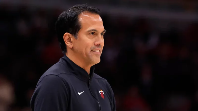 Erik Spoelstra xứng đáng với mức lương mới sau khi giúp Heat 2 lần vào chung kết trong 5 năm qua