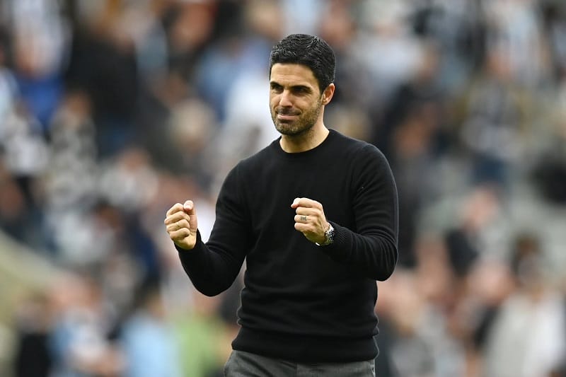 Arteta cam kết tương lai cùng Arsenal