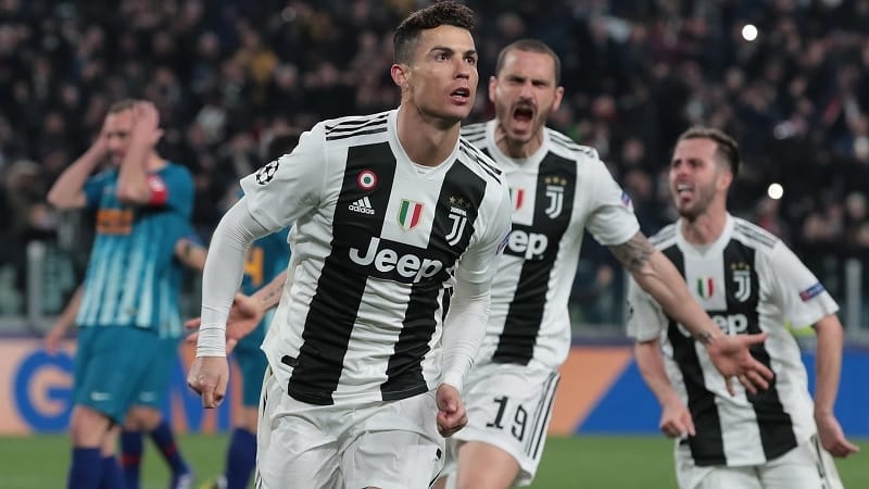 Ronaldo ra sân nhiều nhất vòng 16 đội Champions League