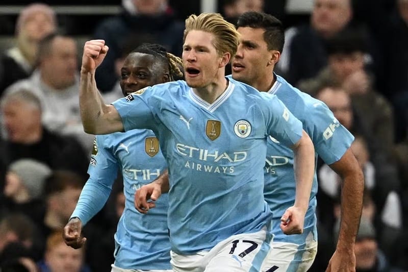 De Bruyne tỏa sáng trước Newcastle.